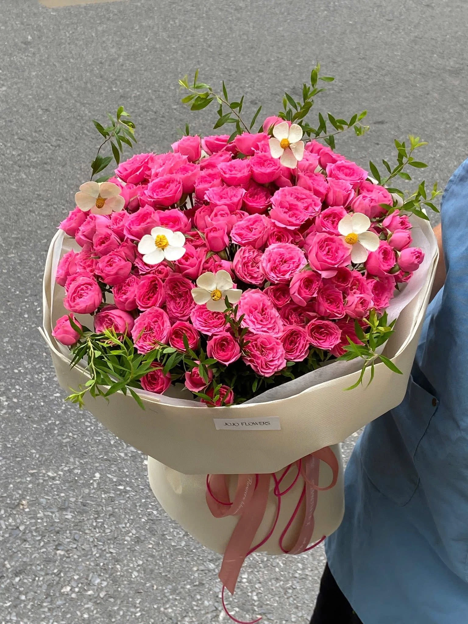 Bó hồng chùm Sophia mix hoa khô